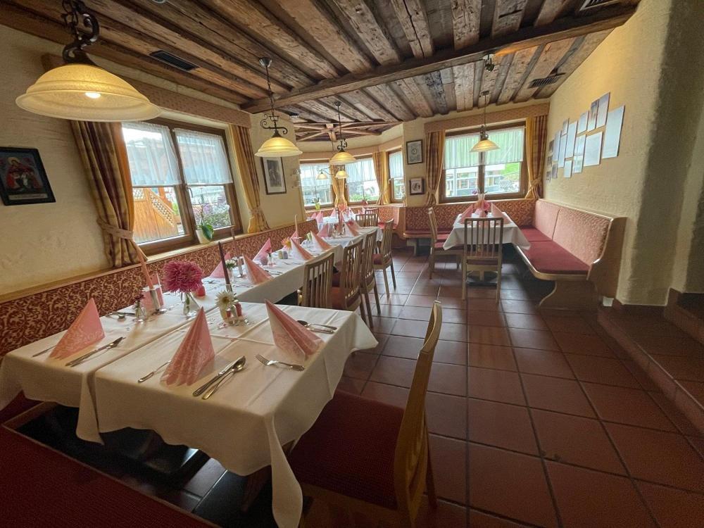 Restaurant-Pension Dorfwirt Бад-Кляйнкірхгайм Екстер'єр фото
