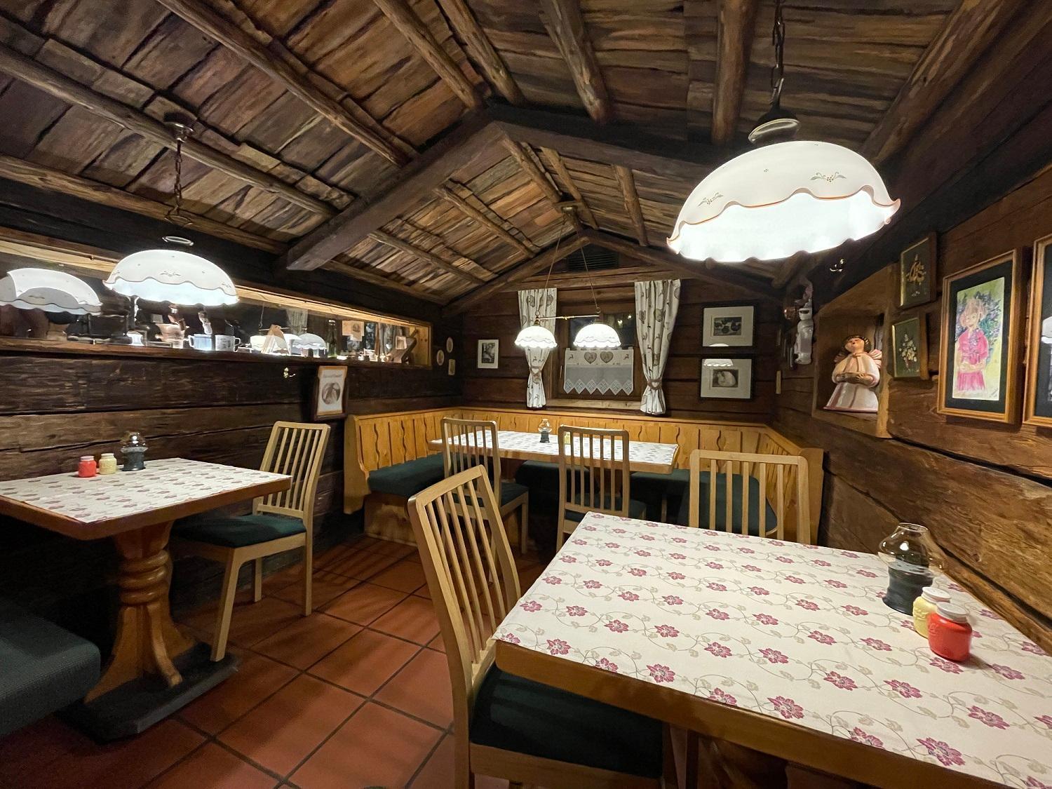 Restaurant-Pension Dorfwirt Бад-Кляйнкірхгайм Екстер'єр фото