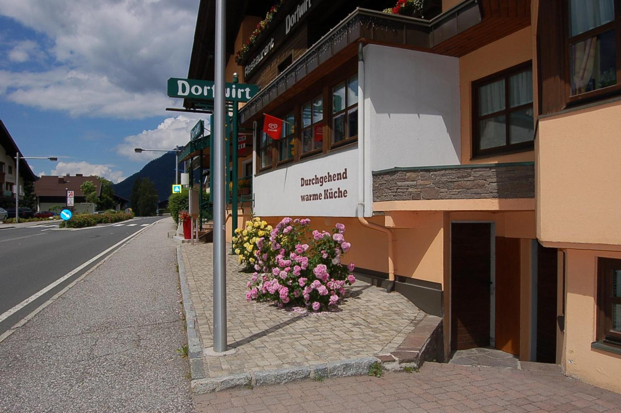 Restaurant-Pension Dorfwirt Бад-Кляйнкірхгайм Екстер'єр фото